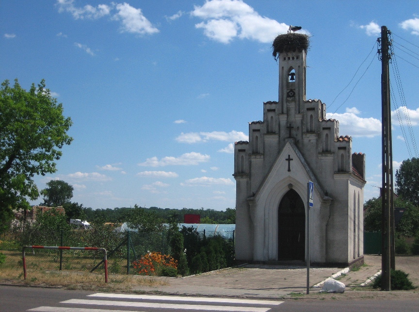 Church with stork \n (Click for next picture)