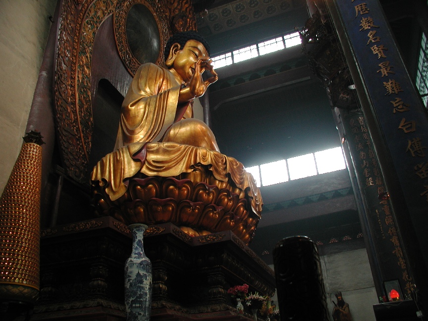 Lingyin Temple, Hangzhou \n (Click for next picture)