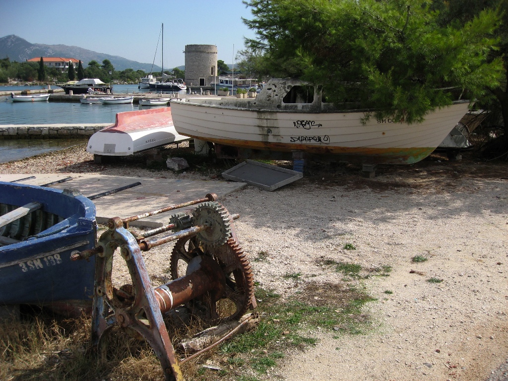 Harbor at Ston \n (Click for next picture)